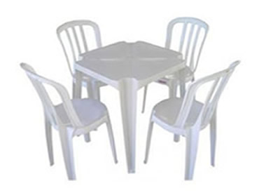 Mesas e Cadeiras