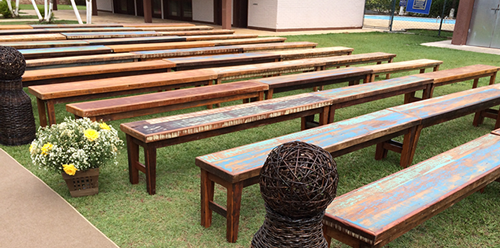 Bancos e Cadeiras para Cerimônia