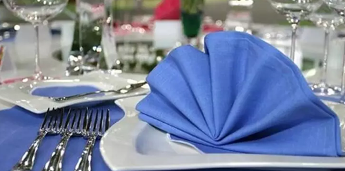 Conjunto de Bancos para Cerimônia